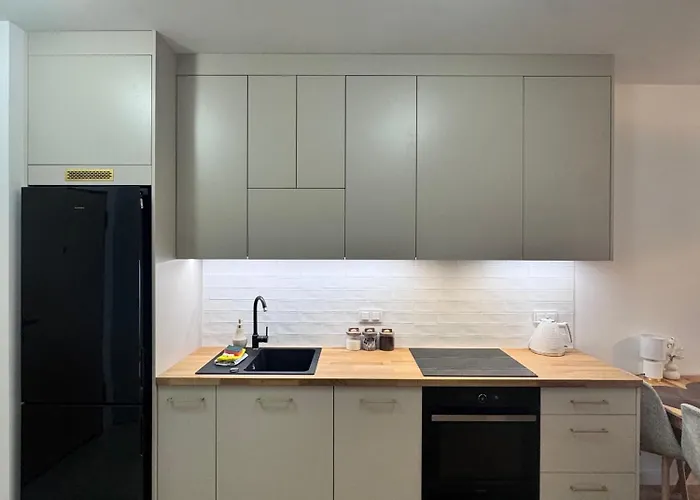 Forest Ix Aleje Jerozolimskie * Warszawa