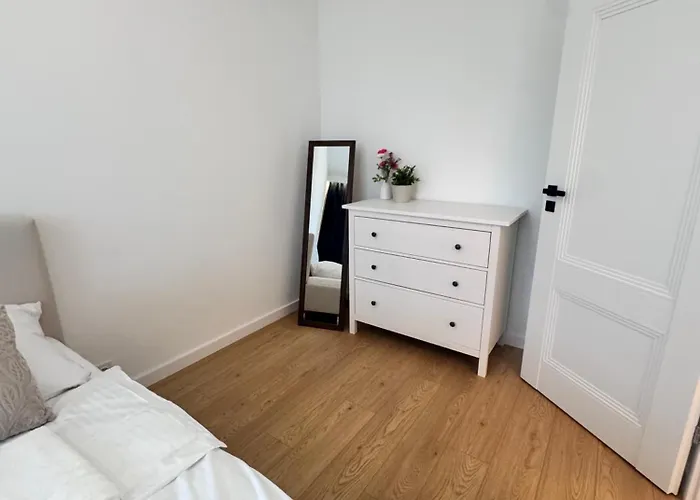 Forest Ix Aleje Jerozolimskie * Warszawa