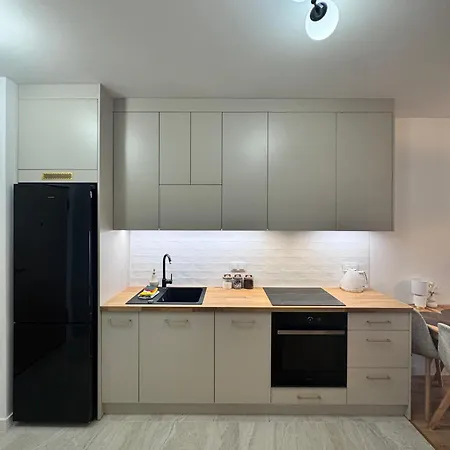 Forest Ix Aleje Jerozolimskie * Варшава