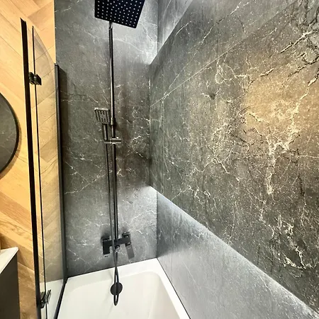 Forest Ix Aleje Jerozolimskie